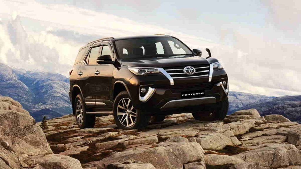 Mobil Toyota All New Fortuner Bekas Warna Hitam